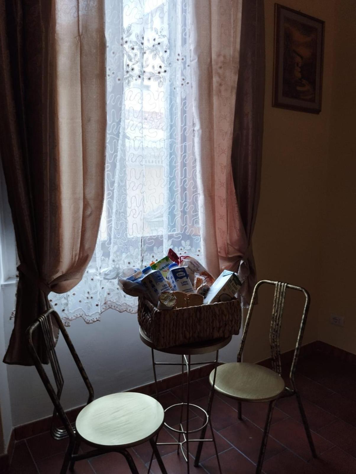 The Family House Hotel Livorno Bagian luar foto