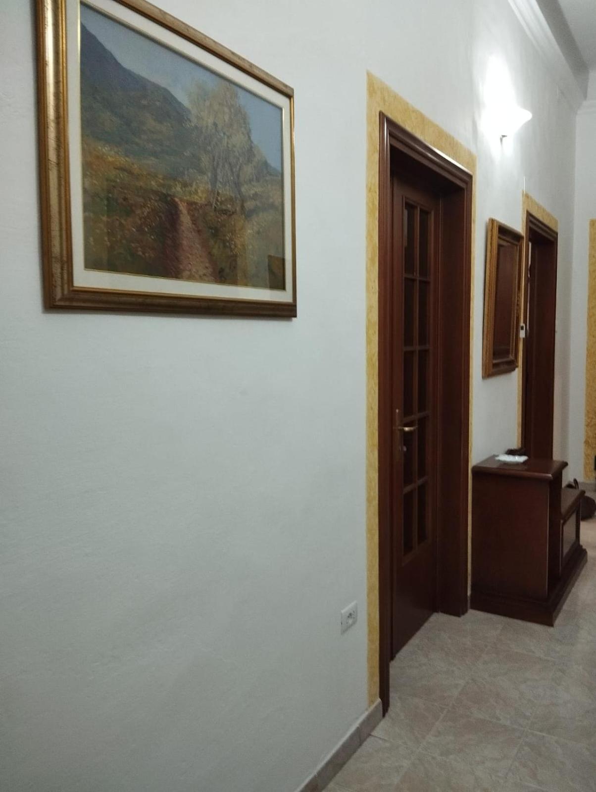 The Family House Hotel Livorno Bagian luar foto