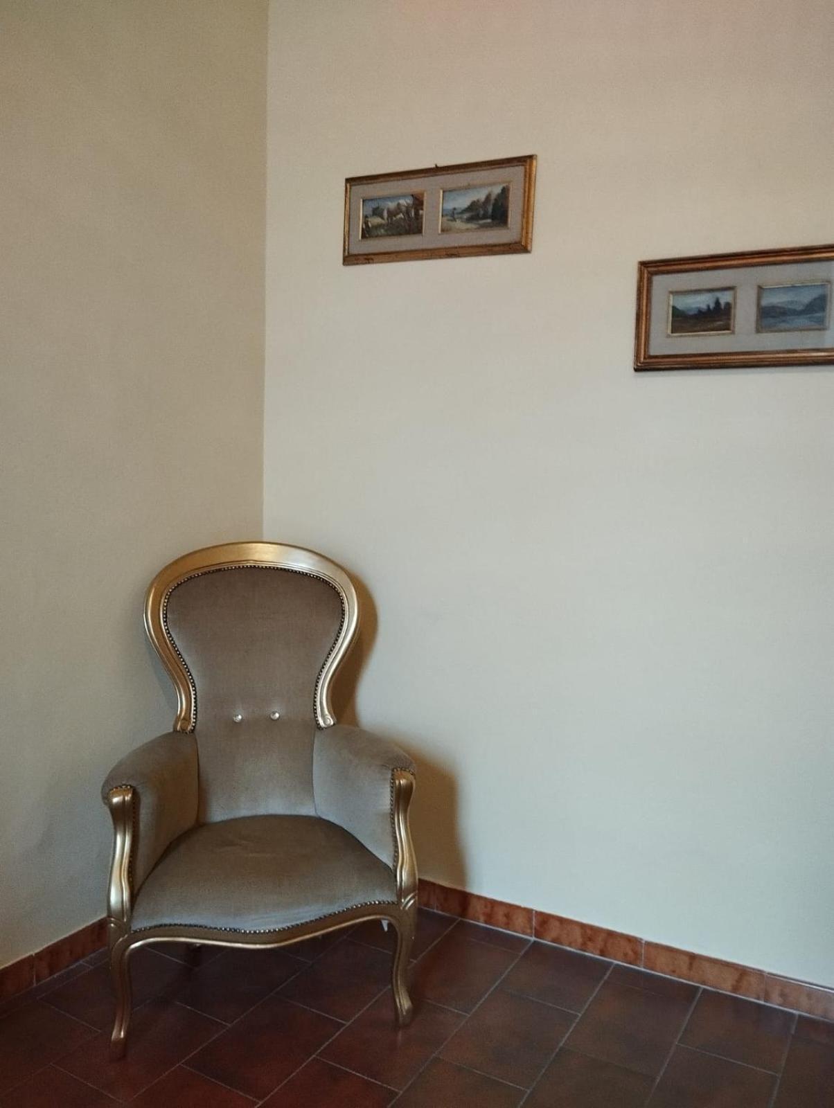 The Family House Hotel Livorno Bagian luar foto