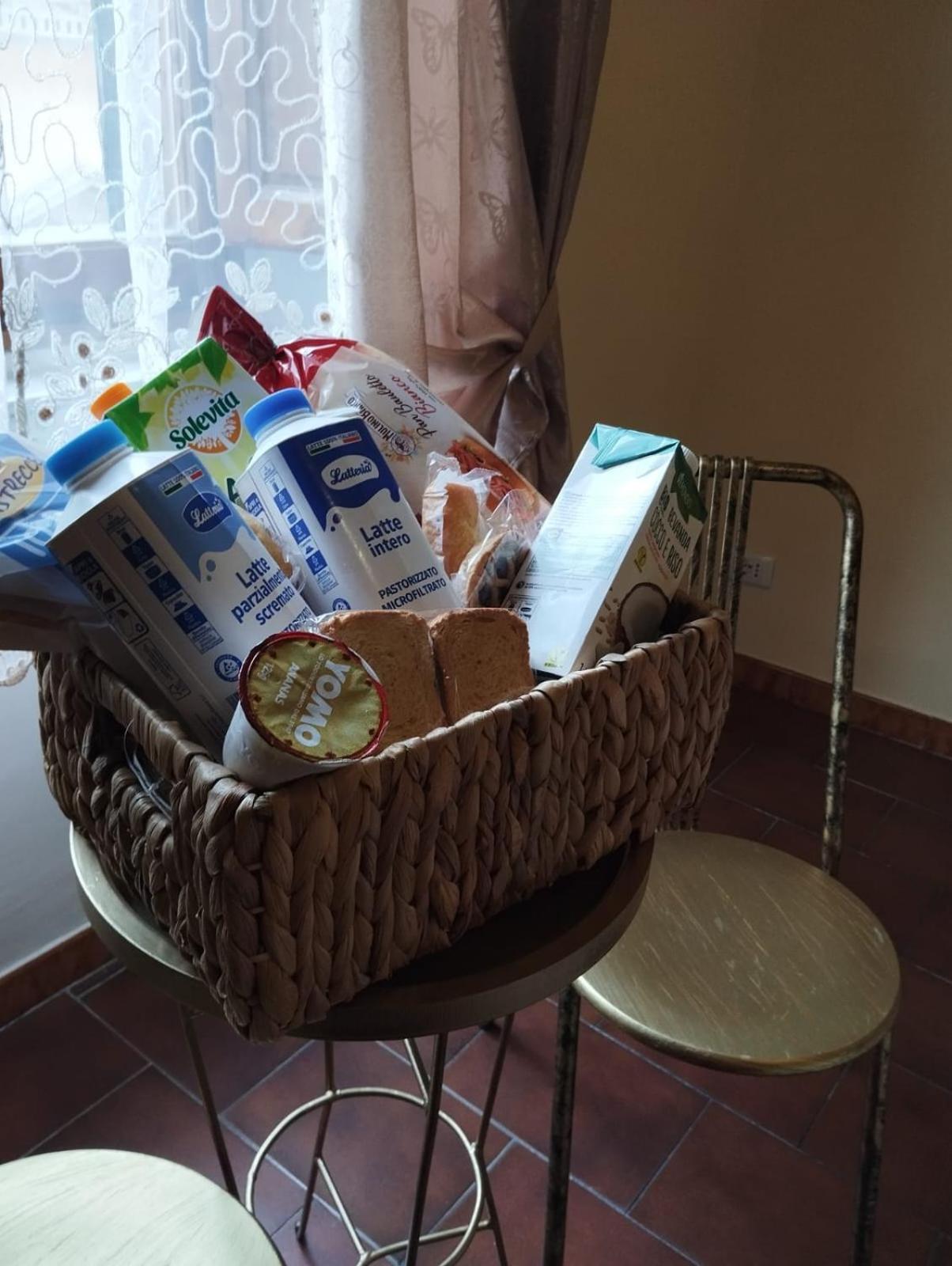 The Family House Hotel Livorno Bagian luar foto